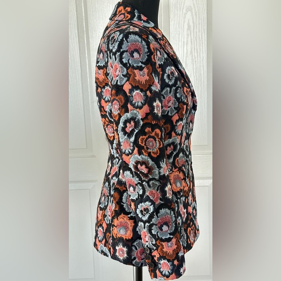 New Theory - Floral Jacquard Blazer - Picture 2 of 4